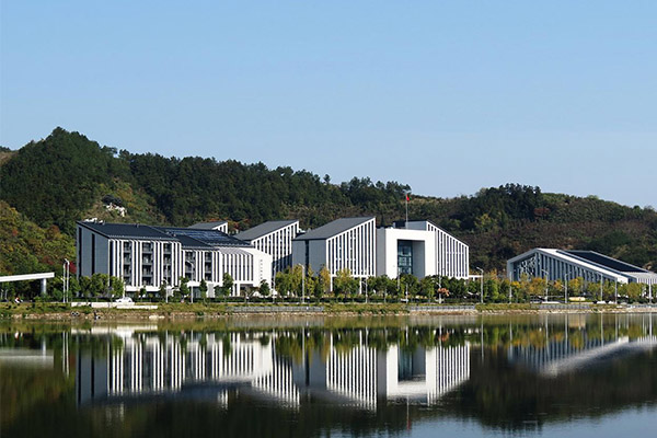 武當山旅游發(fā)展中心